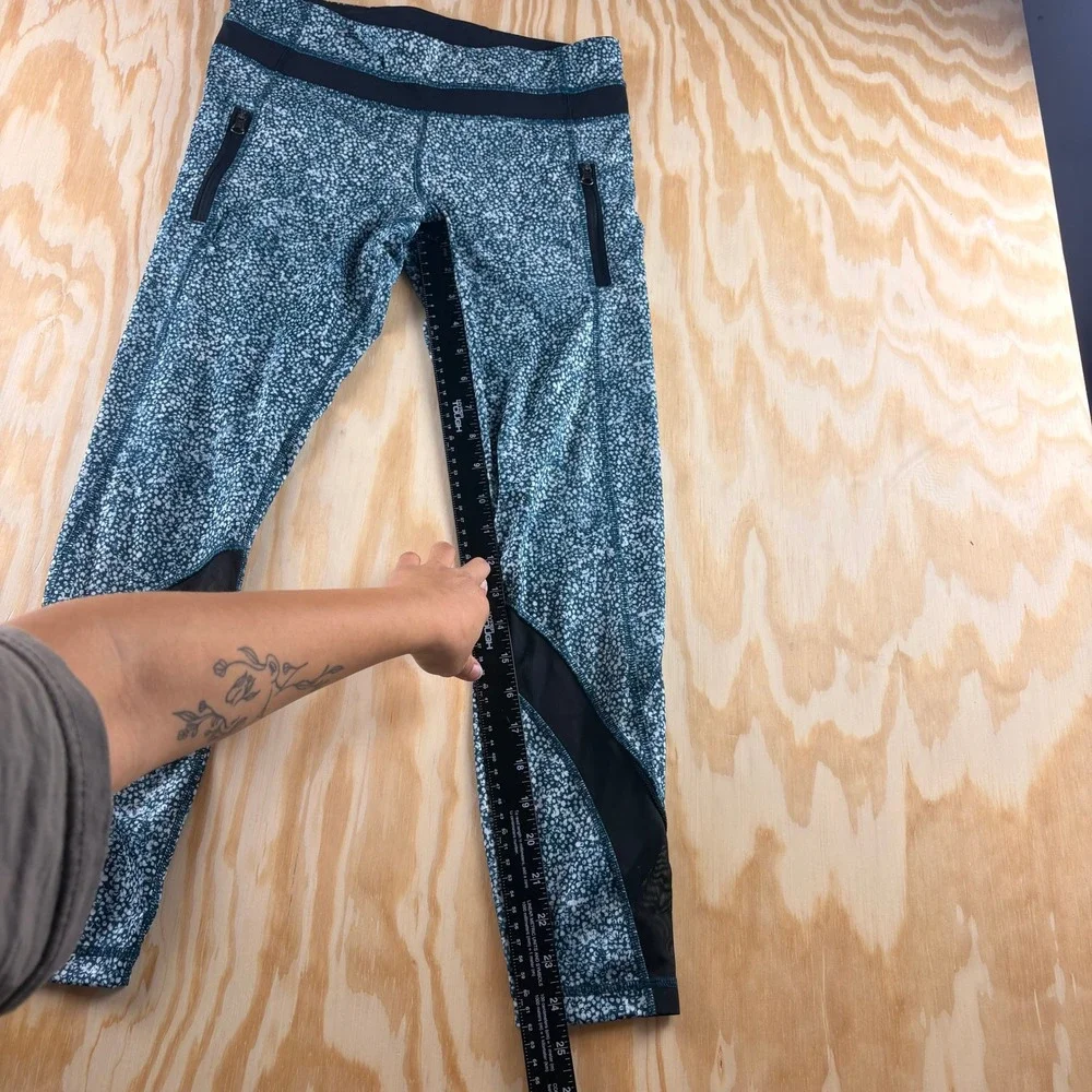 Lululemon Blue White Speckled Mesh Panel Leggings Size 8 Zipper Pockets Yoga‎